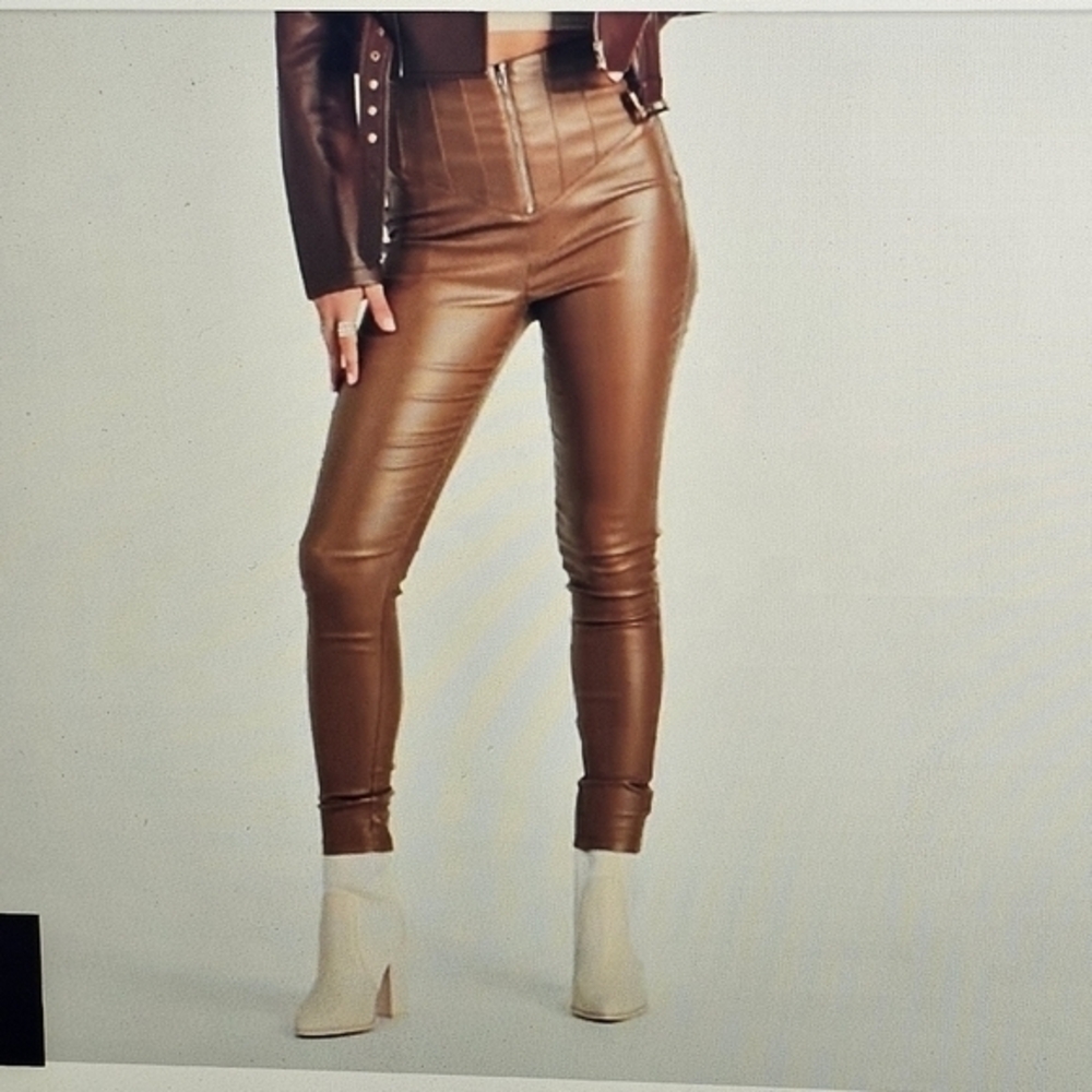 NWT Windsor M Black Faux Leather Corset Style Hugging Leggings Emo Grunge Sexy - Picture 5 of 11